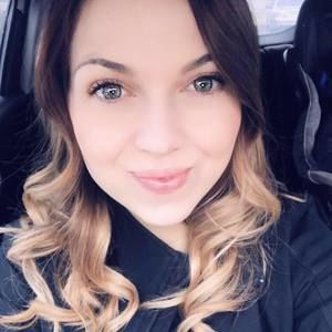 Meet your Posher, Gena